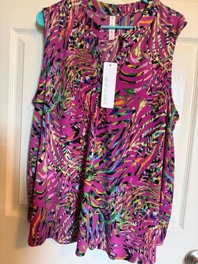 Dear Scarlett Women’s Fuchsia Multi-Print Sleeveless Tunic